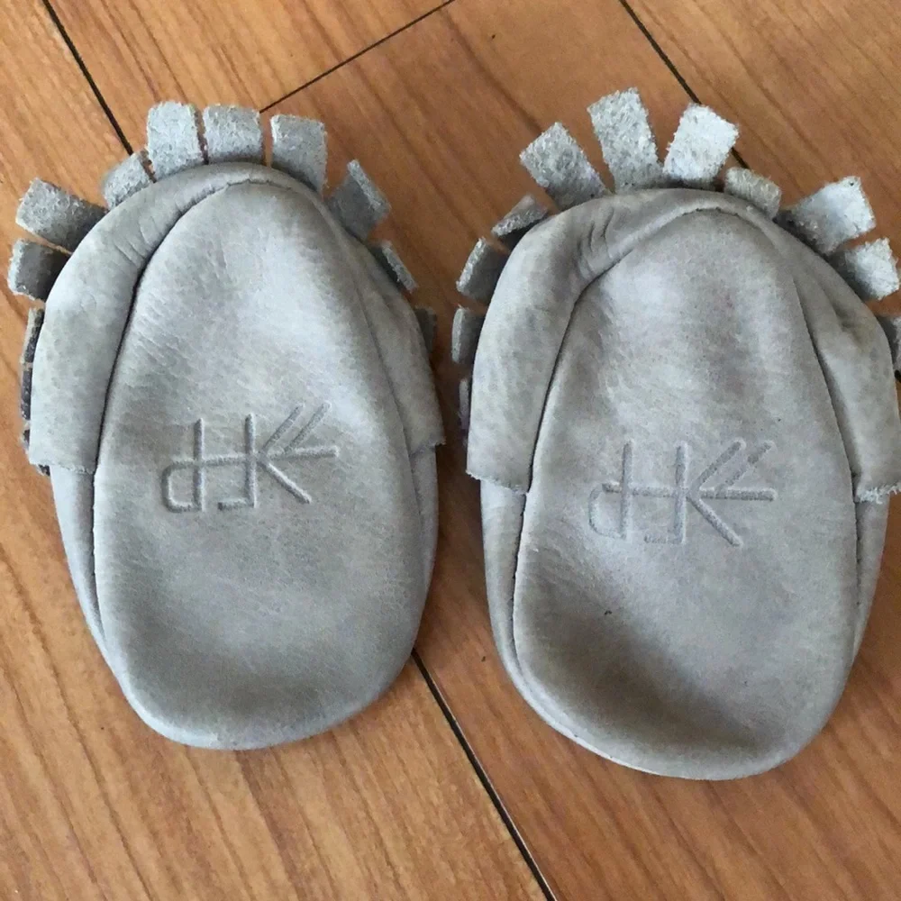 Freshly picked moccasins size 1 Gray